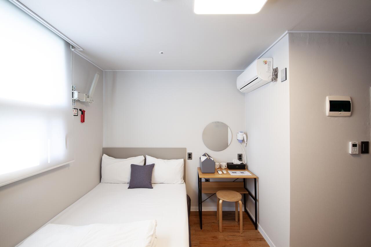 K-Grand Hostel Dongdaemun Сеул Екстер'єр фото